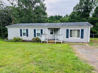 526 Suburban Rd, Lynchburg, VA 24501