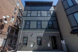 218 Hancock Ave Unit 3, Jersey City, NJ 07307