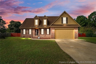 4234 Harbin Walk Ln, Fayetteville, NC 28306