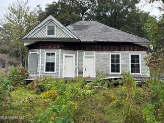 928 Hunt St, Jackson, MS 39203