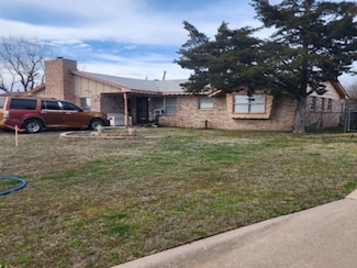 4825 NW Hoover Ave, Lawton, OK 73505