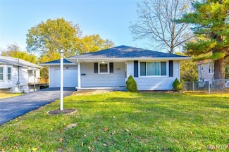 2108 Holland St, Alton, IL 62002