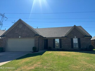 8844 Smith Ranch Dr, Southaven, MS 38671