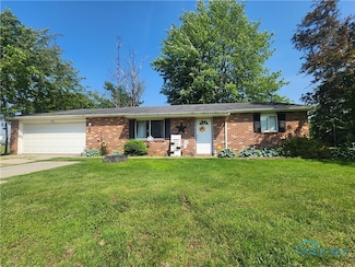 204 Lincoln St, Pioneer, OH 43554