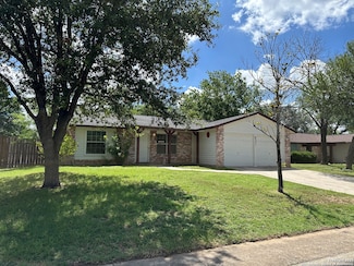 8231 Meadow Forest St, San Antonio, TX 78251