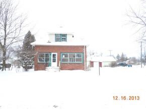 204 S Michigan St, La Crosse, IN 46348