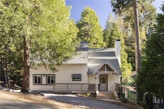 147 Marshall Rd, Lake Arrowhead, CA 92321