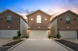 618 E 39th St, Houston, TX 77022