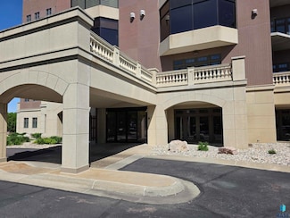 2908 W 37th Cir Unit 302, Sioux Falls, SD 57105