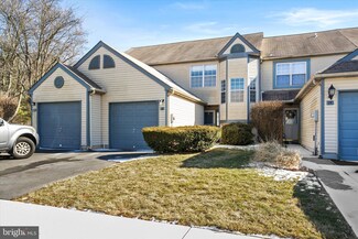 16 Hawthorne Ct, Trenton, NJ 08690
