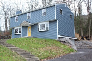 98 Glann Rd, Apalachin, NY 13732
