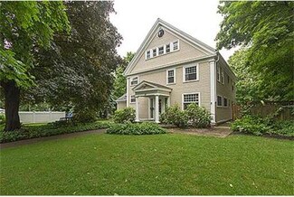 58 Oak St, Stoneham, MA 02180