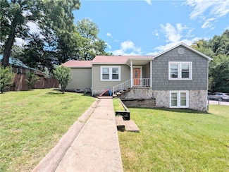 805 S Oak St, Harrison, AR 72601