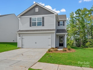3034 Trailblazer St, Charlotte, NC 28215