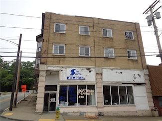 438 Cavitt Ave, Trafford, PA 15085