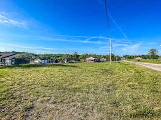 5623 Heritage Hwy, Jefferson City, MO 65109