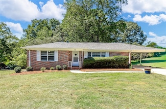 78 Fairlane Dr, Alexander City, AL 35010