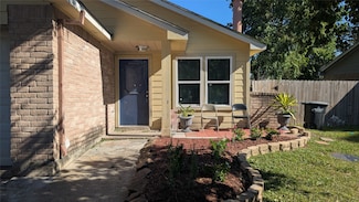 10027 Towne Mist Dr, Sugar Land, TX 77498