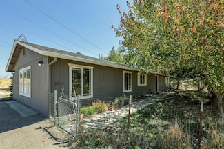 3593 Libby Ln, Cottonwood, CA 96022