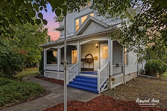 502 S Main St, Long Point, IL 61333