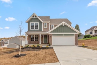 748 Francis Dr, Heath, OH 43056