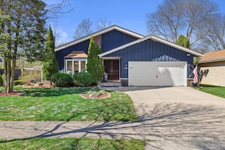 9808 W Tripoli Ave, Milwaukee, WI 53228