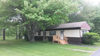 3023 Middle Rd, Sidney, ME 04330