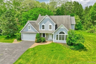 1117 Burlington Rd, Victor, NY 14564