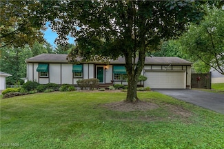 1794 Warner Ave, Mineral Ridge, OH 44440