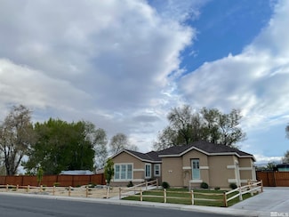 684 Rose Ln, Fernley, NV 89408