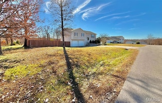 15380 Top Dr, Saint Robert, MO 65584