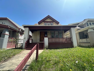 3036 N 24th Place, Milwaukee, WI 53206