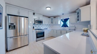 151 N Las Flores Dr, Brawley, CA 92227