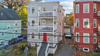 82 Whitfield St, Dorchester Center, MA 02124