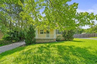9106 McGee St, Kansas City, MO 64114