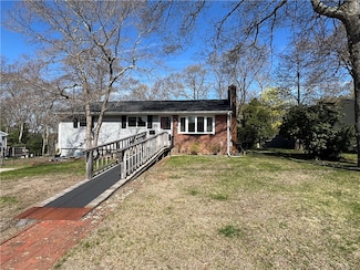 57 Rawlinson Dr, Coventry, RI 02816