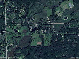 12859 Shaffer Rd, Springfield Township, MI 48350