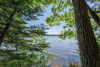 Off Shangri la Rd, Washington, WI 54521