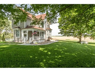 1786 Indian Ave, West Branch, IA 52358