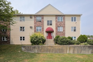 10 Nuttall Ln Unit 1, Worcester, MA 01604