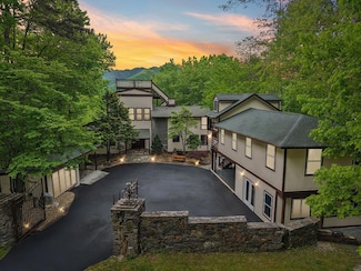 295 Dills Rd, Bryson City, NC 28713