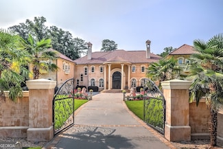 720 Heards Ferry Rd NW, Atlanta, GA 30328