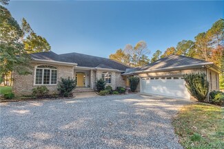 110 Ridge Rd, Hartfield, VA 23071
