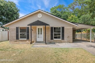 307 Hilltop Cir, Lafayette, LA 70501