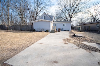 306 S Westmoreland Ave, Rockford, IL 61102