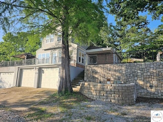 31712 Kentucky Dr, Warsaw, MO 65355