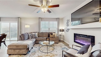 1038 Maple St, Waukee, IA 50263