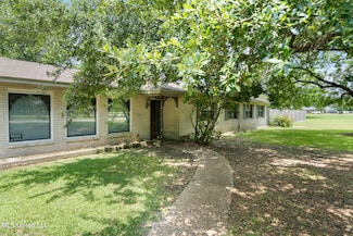 5539 Gates Ave, Long Beach, MS 39560