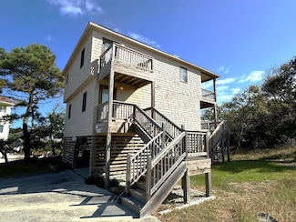 107 Sheldrake Ct, Kitty Hawk, NC 27949