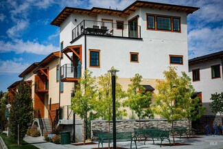 3574 N Adams St, Garden City, ID 83714